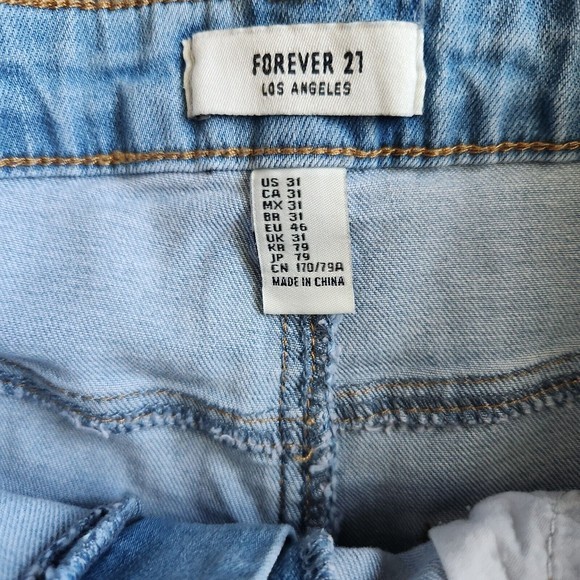Forever 21 Pin Up Jean Shorts Women's Size 31 Waist - Picture 4 of 5